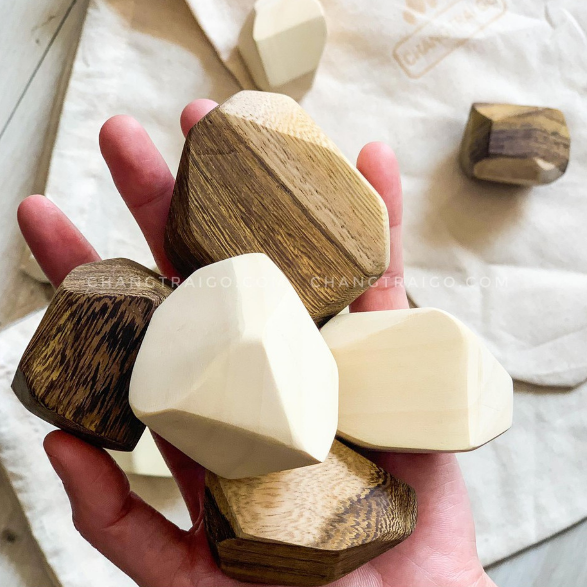 Tumi-Ishi Wooden Balancing Stones - 9 pcs – Montessori Educational Toy (Age 2+)
